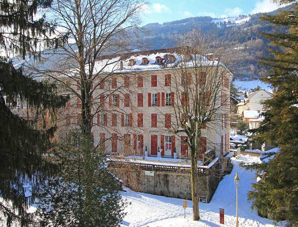 Hotel Homtel Le Parc Allevard Exteriér fotografie